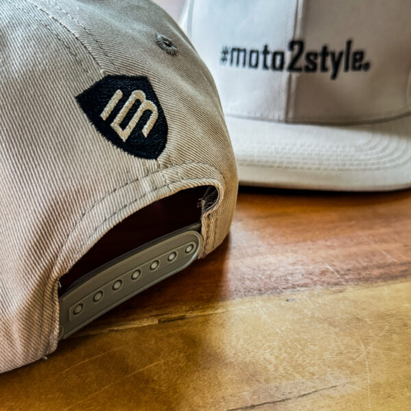 #m2s SnapCap (Grey/Black) - Image 4