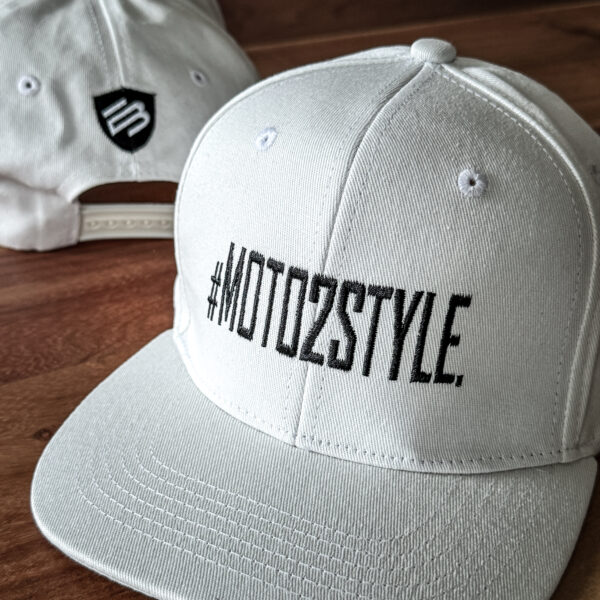 #m2s SnapCap (White/Black) - Image 3